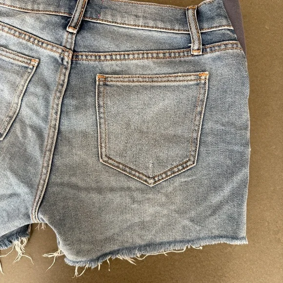 HATCH The Cut Off Denim Maternity Shorts - Picture 10 of 16
